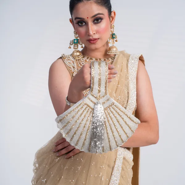 Sierra_Fan-Tail_Beaded_Bag